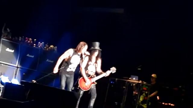 Slash ft. Myles Kennedy & The Conspirators (Living the Dream Tour Villafranca 06-07-2019)