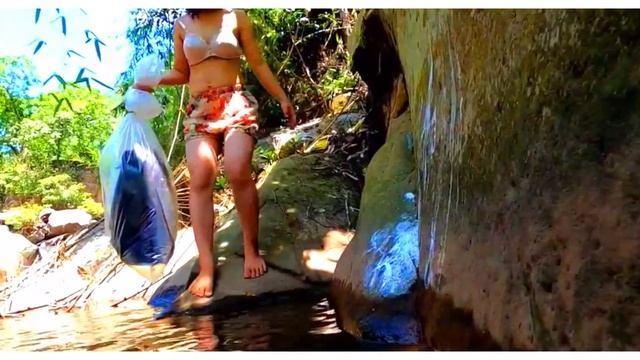 Solo Overnight Bushcraft Camp Two Days - Off Grid Living, survival camping solo on river