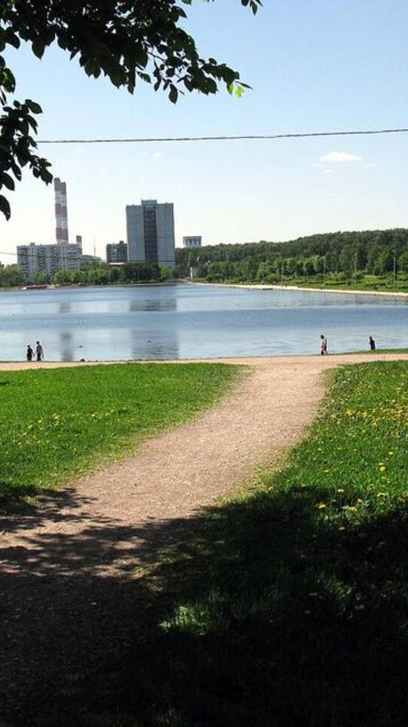 Москва, ВАО, р-н Гольяново, Камчатская ул 11.
 Впервые сдаётся уютная 1-комнатная квартира с лоджией