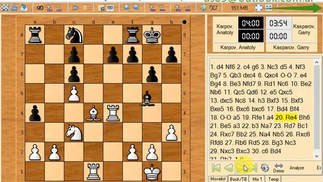 Karpov anatoly and kasparov garry 1986   1 0  c661