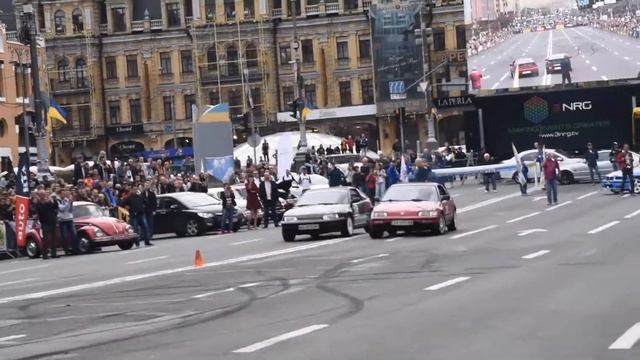 Авто слалом на Крещатике