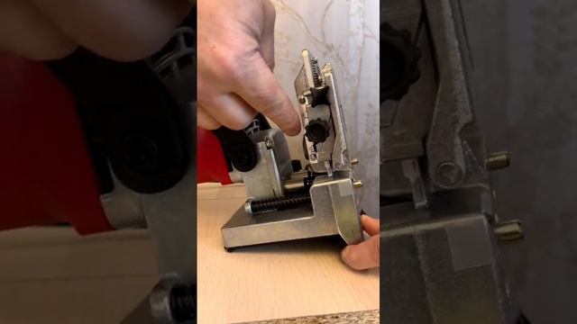 Присадочный фрезер с упорами