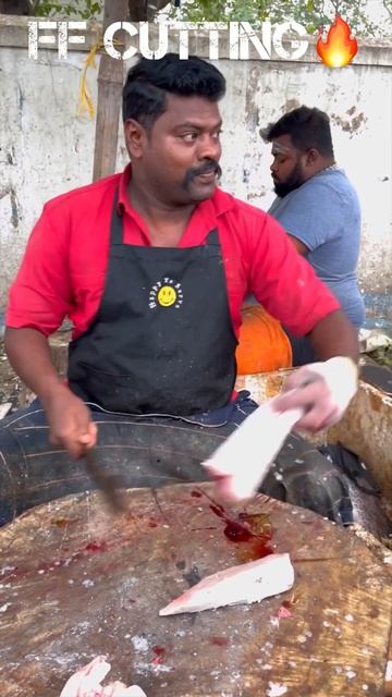 KASIMEDU🔥SPEED SELVAM BIG BARRACUDA FISH CUTTING VIDEO #kasimeduselvam #fishcutting #youtubeshorts
