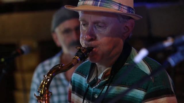 Swing Step performs 'Sister Sadie'