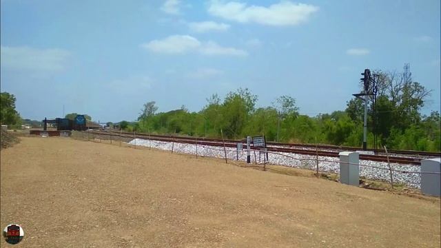 01087 Veraval To Pune Express Special Train With Vatva WDM3D 11415 Skip Jetalsar Junction