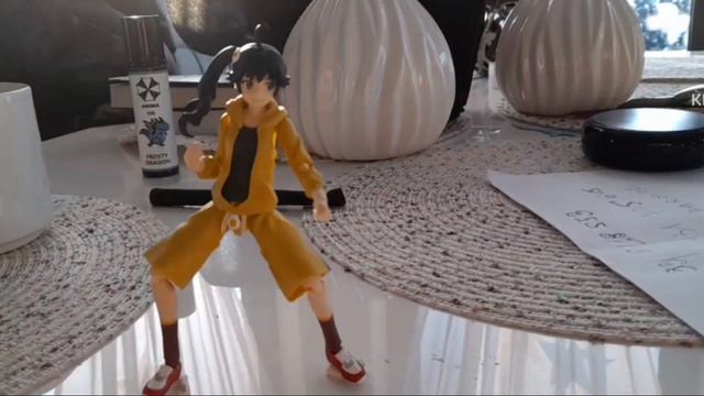 [ Stop-Motion ] A Short Animation of Karen Araragi - Nisemonogatari ( 2nd Test )