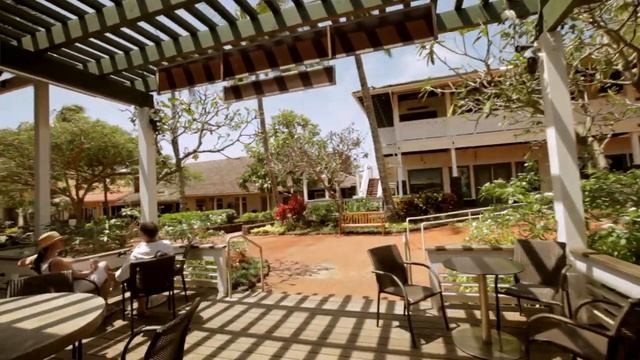 The Shops at Kukui'ula