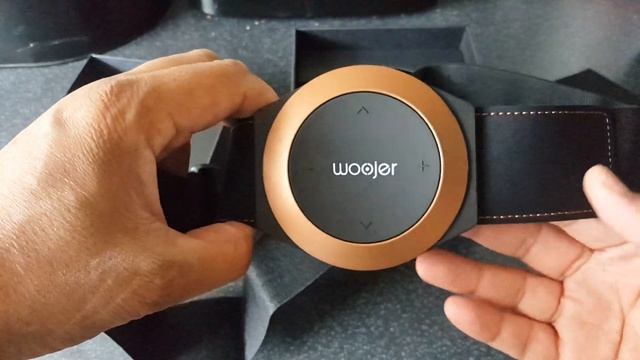 Woojer Strap Edge Unboxing (UK)