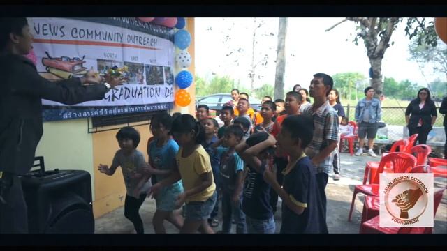 San Sai English Program Graduation
