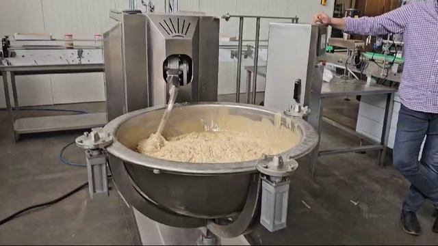 Оборудование для перемешивание халвы.