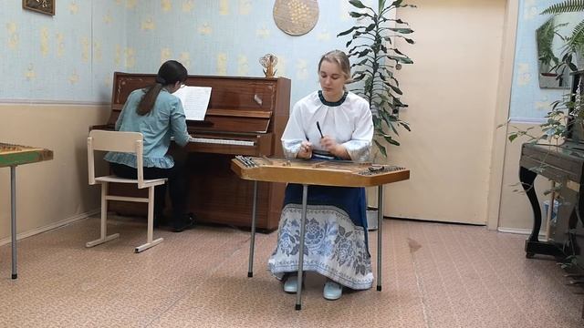 7 Дуброва Мария 1. Г.Ф.Гендель Менуэт Фа мажор2. Э.Польдини Тарантелла