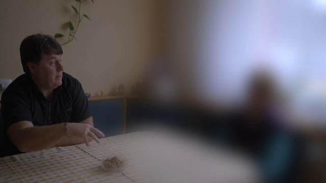 Mama kaj delaš? Oče kje si?