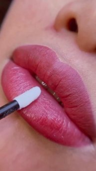 Перманентный макияж губ