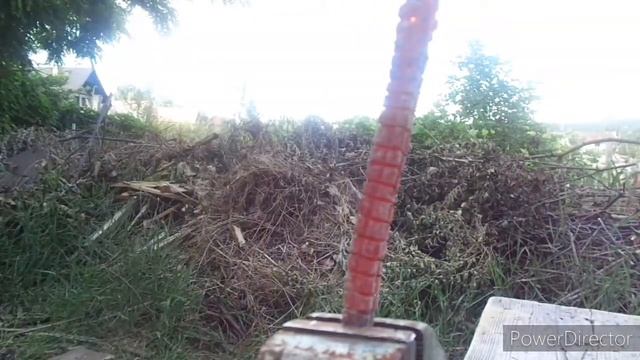 Castle handle knife forging! Kovácsolt kés bástya mintájú nyéllel.