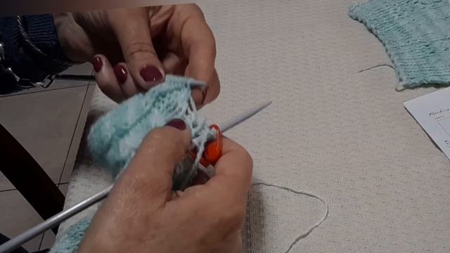 Dos agujas: suéter o pulover para niño/a  18 meses/2 años. Abrigamos con amor!! 😍