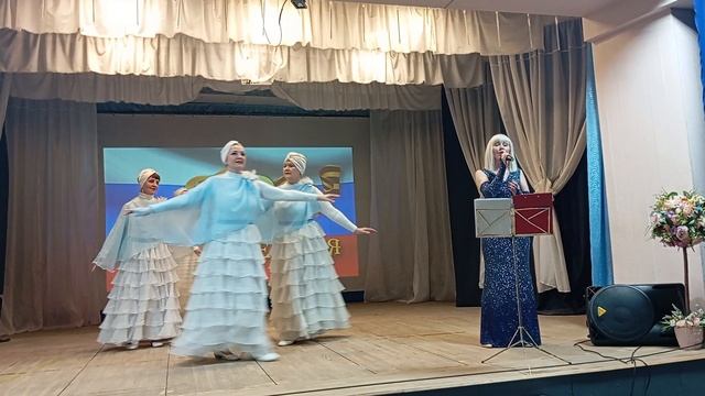 ЕКАТЕРИНА БАТЕЧКО и Ансамбль "ВАРВАРУШКИ" НЕБО