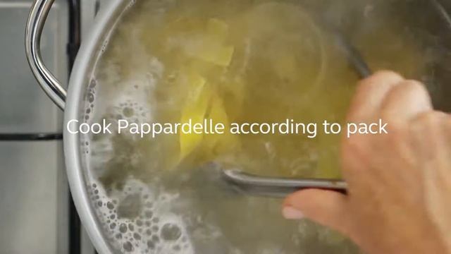 Barilla | How to cook Pappardelle with pumpkin, spinach and Napoletana sauce
