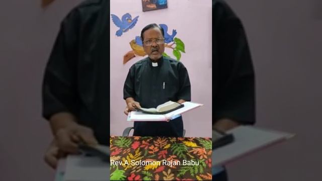 Rev. Solomon  Rajan  Babu giving message about Luka 2:52