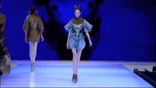 Atlantis by Alexander McQueen - Sebastian DeWay's soundtrack