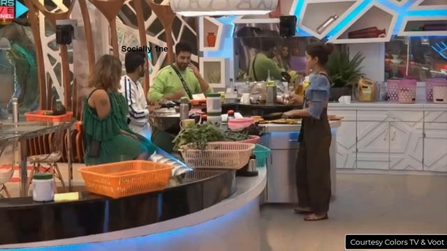 Bigg Boss 14 Live Feed | RUBINA Ko GALAT Proove Karne Ke Liye ALY GONI Ne Lagayi PAISON Ki BAAZI😲😲