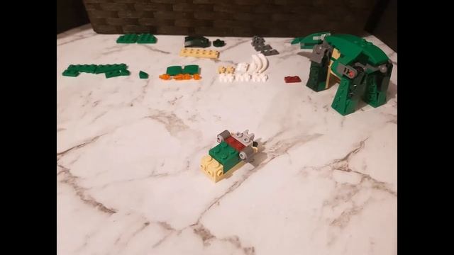 TRICERATOPS - LEGO SPEED BUILD - 3 IN 1 CREATOR SERIES - TIME LAPSE AND REVIEW - 31058