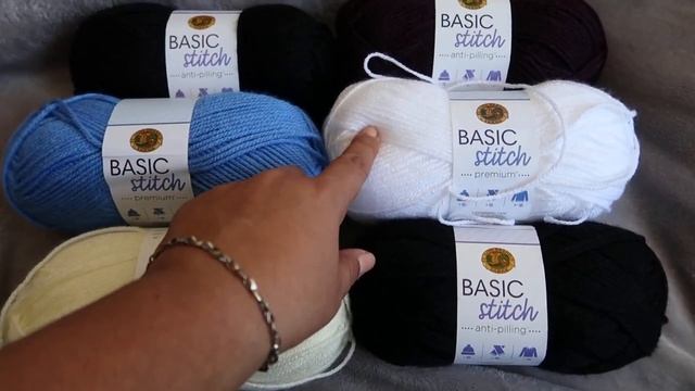 🔴🔴 Ended 🔴🔴Crochet Giveaway!!  Lion Brand Basic Stitch Yarn - 6 Skeins - Yarn Giveaway!!