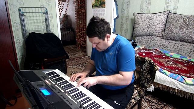 Синтезатор 2