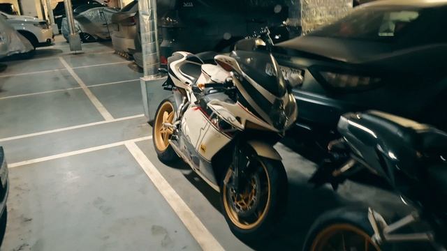 Maserati vs Porsche . Ducati и MV Agusta f4.