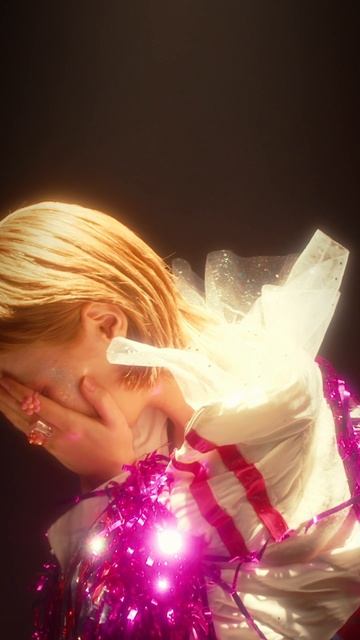 ТОНУ - Обгоняя планету #ТОНУ #ОбгоняяПланету #музыка #клип #indiemusic  #indiepop  #newmusic