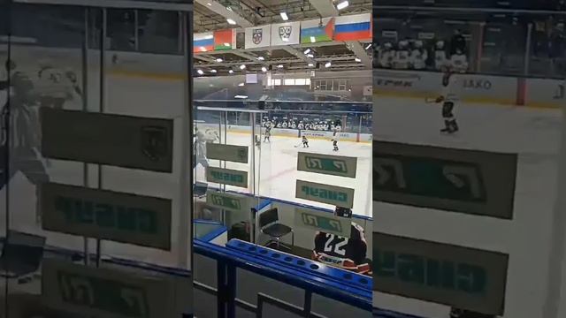 ХК Рубин против Болельщиков. #37 становиться на сбрасывания против игрока ХК Рубин #nhl #hockey #kh