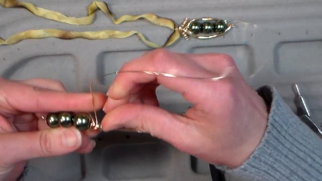 DIY peapod pendant