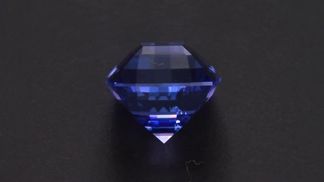 Blue Violet Stepped Square Cushion Tanzanite Gemstone 20.10 Carats