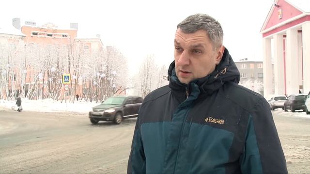 Кировск борется со снегопадами