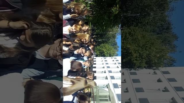 Учителя танцуют, рады что 1 сентября