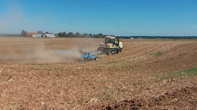 Claas Challenger 75E / Lemken Gigant 800 Smaragd - stubble cultivation