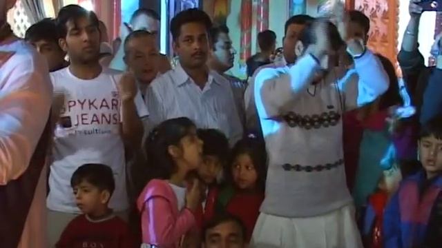 Aindra Das - Hare Krishna Kirtan At Sri Vrindavan Dham 01