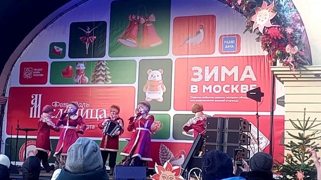 Ансамбль песни и пляски ''Барыня'' на фестивале ''Масленица 2025. Московские сезоны''