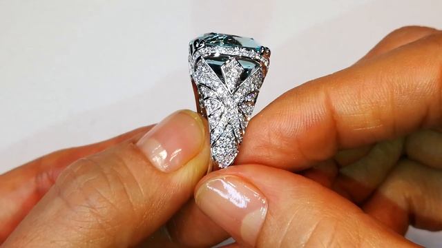 Paraiba Tourmaline Ring at 10.03 carats by Kat Florence KF05440