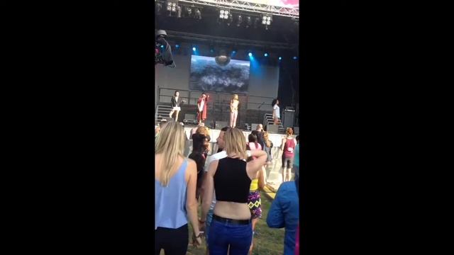 Neon Jungle - Welcome To The Jungle