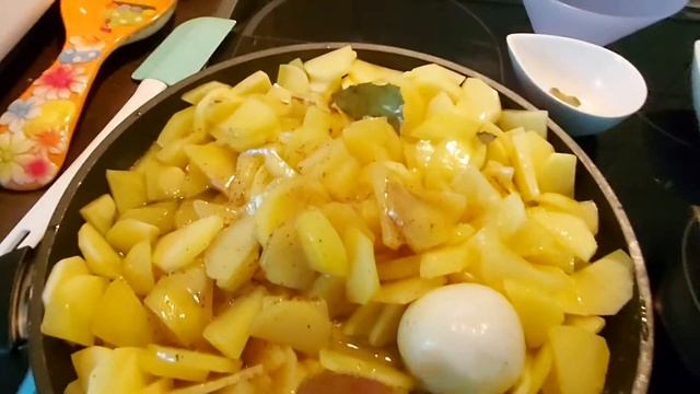 Купили карпа и краснопёрку.