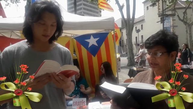 Felic Diada De Sant Jordi - In Barcelona