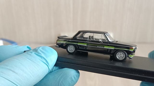 YS 1:64 BMW 2002 Alpina (детальный обзор)