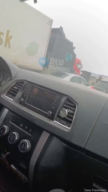 ❗️ Легковушка не поделила дорогу с двумя фурами  ДТП произошло на кольце Ульяновск — Симбирск. По ка