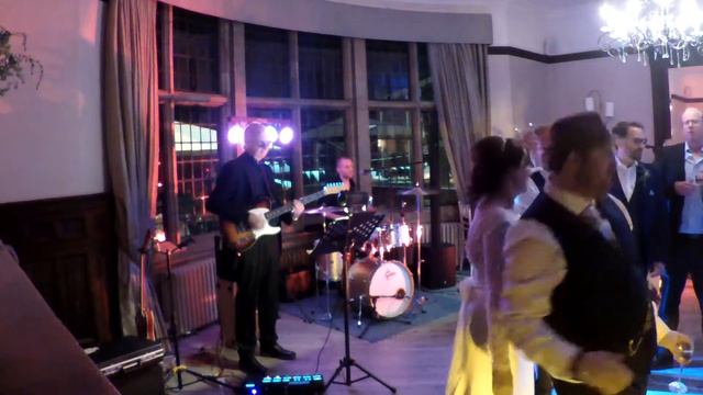 Disco 2000 cover by Jasmine and Covervision live band