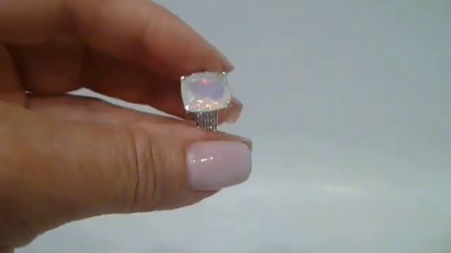 Кольцо с натуральным эфиопским опалом 3.2 ct в огранке кушон Размер 17 Серебро 925