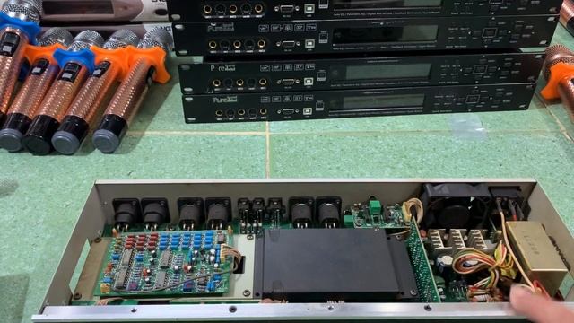Báo giá vang míc Đầu giải mã ktv DA9 cho các bác và ae cần lh 0979.987.696