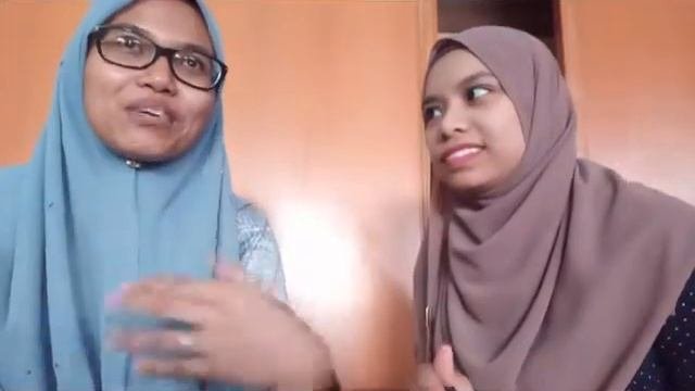 LAX 2061 SONG REVIEW, VIDEO 4/6 GROUP 1 (AINIE & ADREENA)