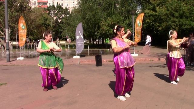 Чаммак Чхалло | Стиль Болливуда | ТЕАТР ТАРАНГ | Проект «Московское долголетие» | Лето в Москве