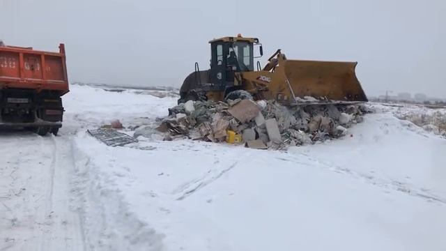 Стройкомпании оштрафовали за несанкционированный вывоз мусора в Нур-Султане
