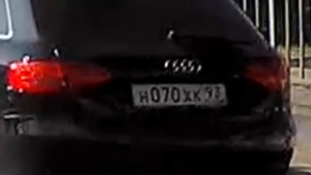 Новороссийск. Нарушение ПДД 2018-08-23_15:44:28 Анапское ш.-Московская (н070хк93)
